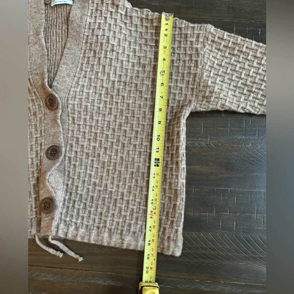 Paper Crane cropped, hooded sweater - Picture 5 of 9